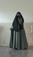 Load image into Gallery viewer, Abaya Balqis Soie de médine