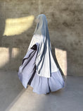 Cargar la imagen en la vista de la galería, Abaya Maleeka Soie de Medine
