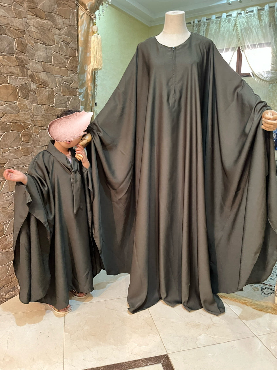 Abaya Maleeka Nidha fille déstockage