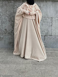 Load image into Gallery viewer, Winter Abaya
