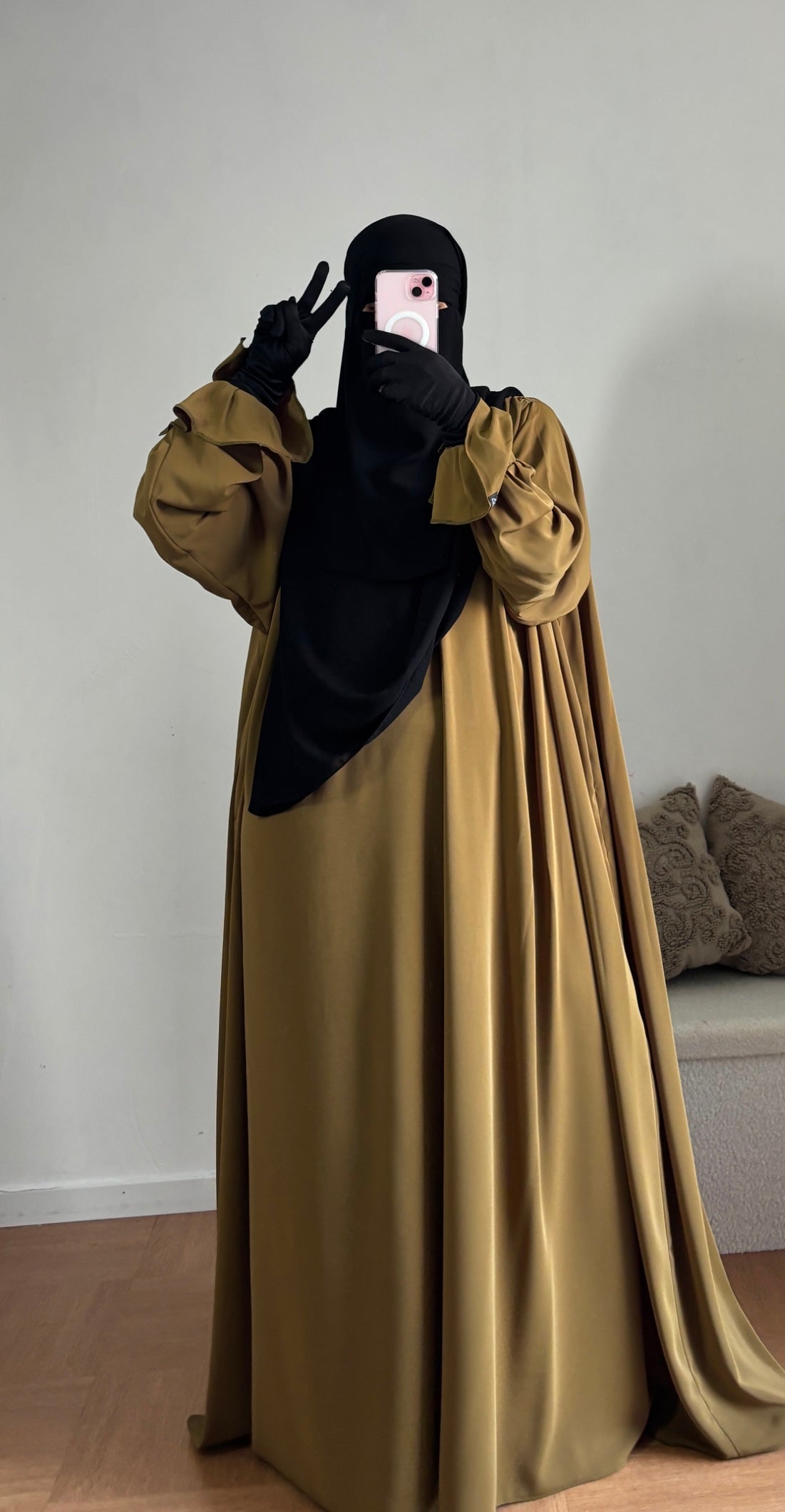 Abaya Yaqout-Seide aus Medina 