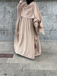 Load image into Gallery viewer, Winter Abaya
