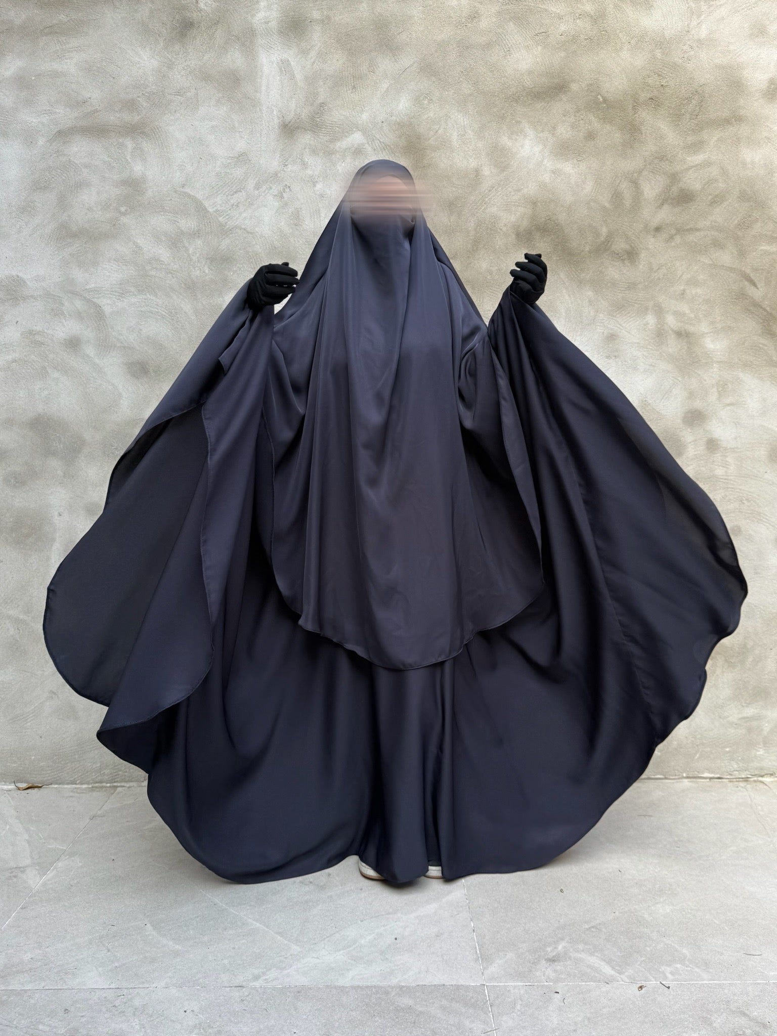 Abaya Maleeka Nidha