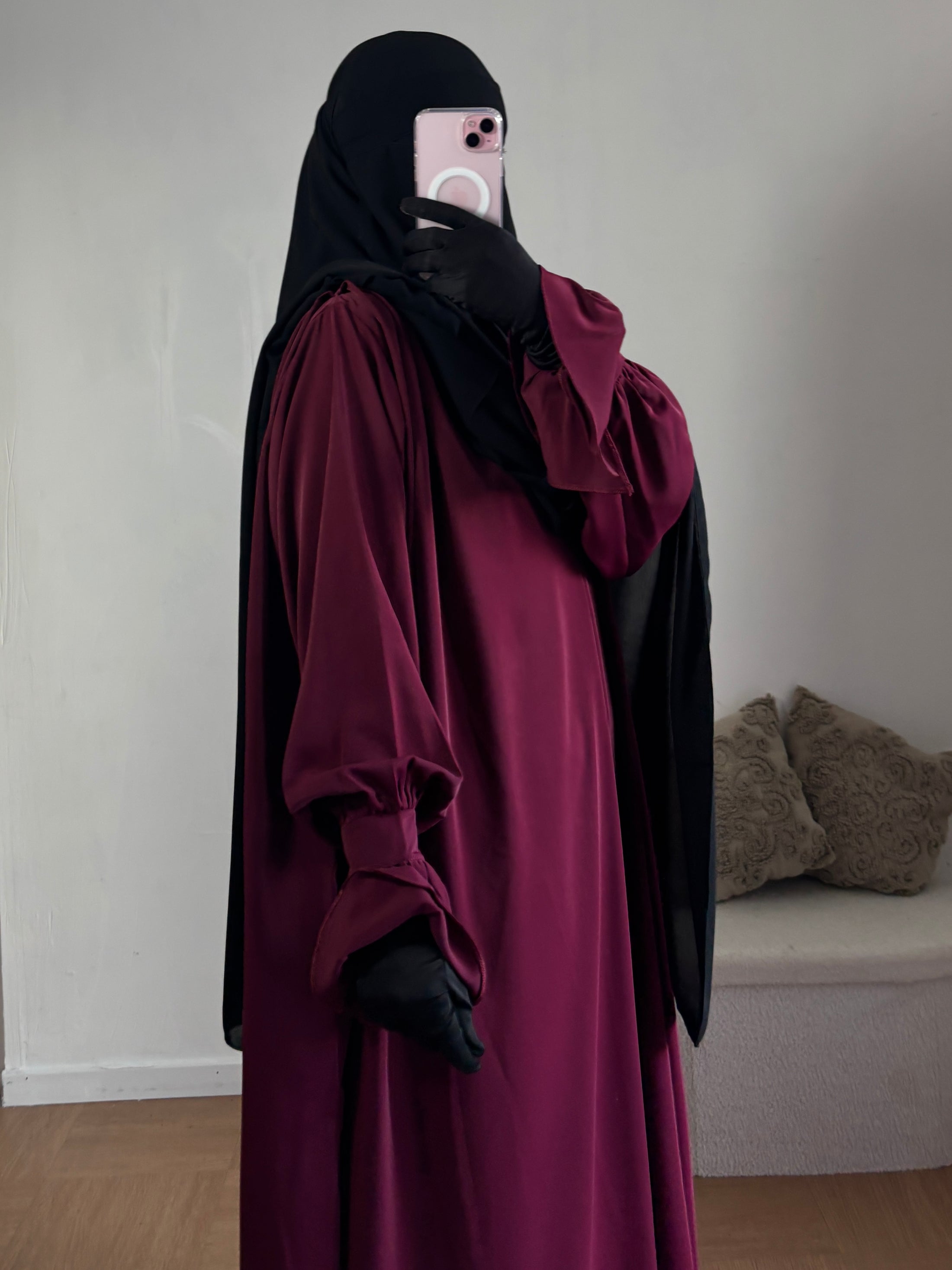 Abaya Yaqout Soie de Médine