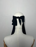 Load image into Gallery viewer, Niqab pull down
