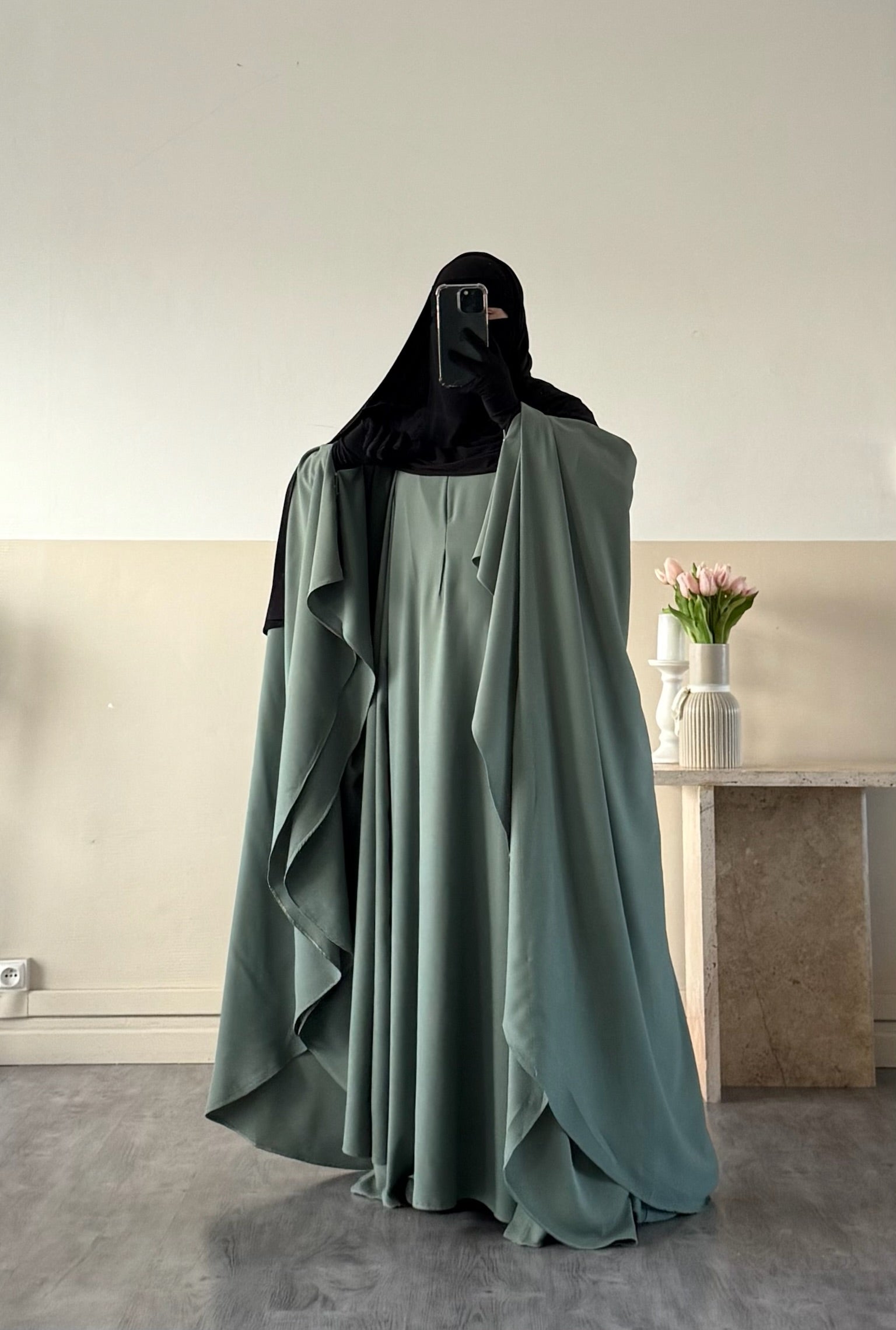 Set Maleeka kimono + sous abaya Soie de médine