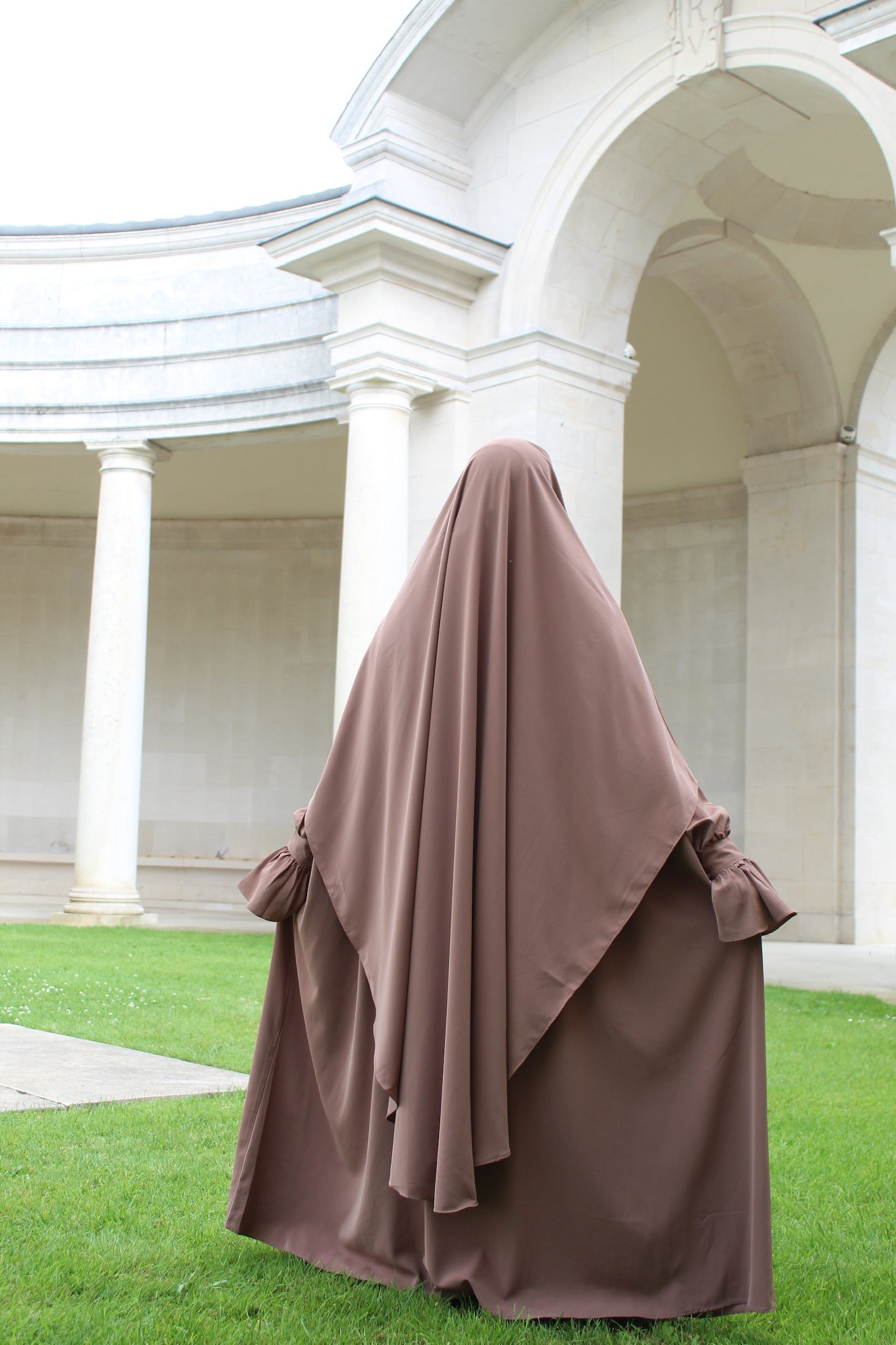 Rounded Khimar Maleeka (Medina Silk)