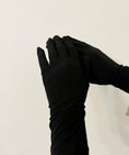 Cargar la imagen en la vista de la galería, Gants Tactile sans fleur (Mi-Long)
