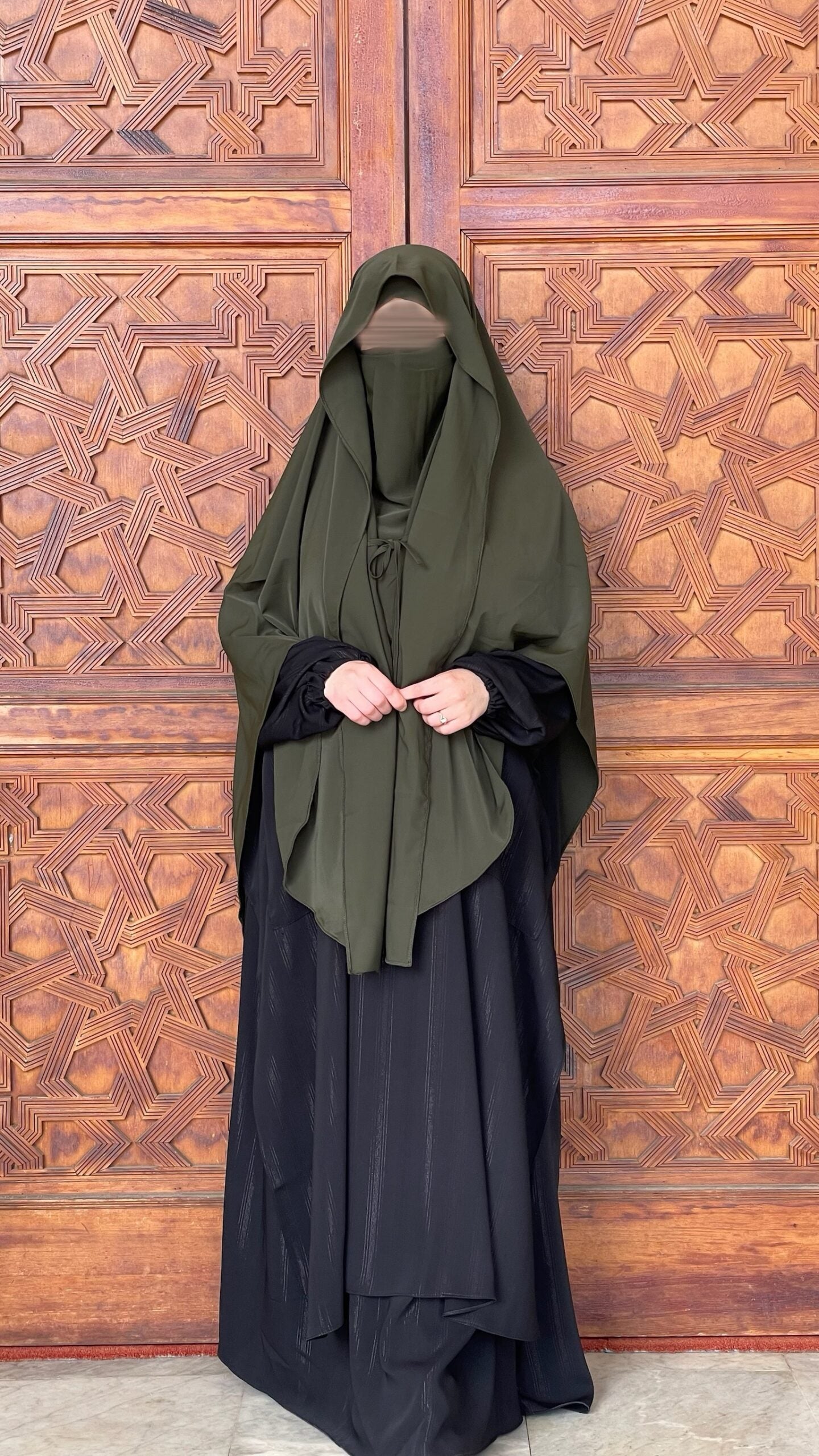 Halber Niqab aus Medina-Seide