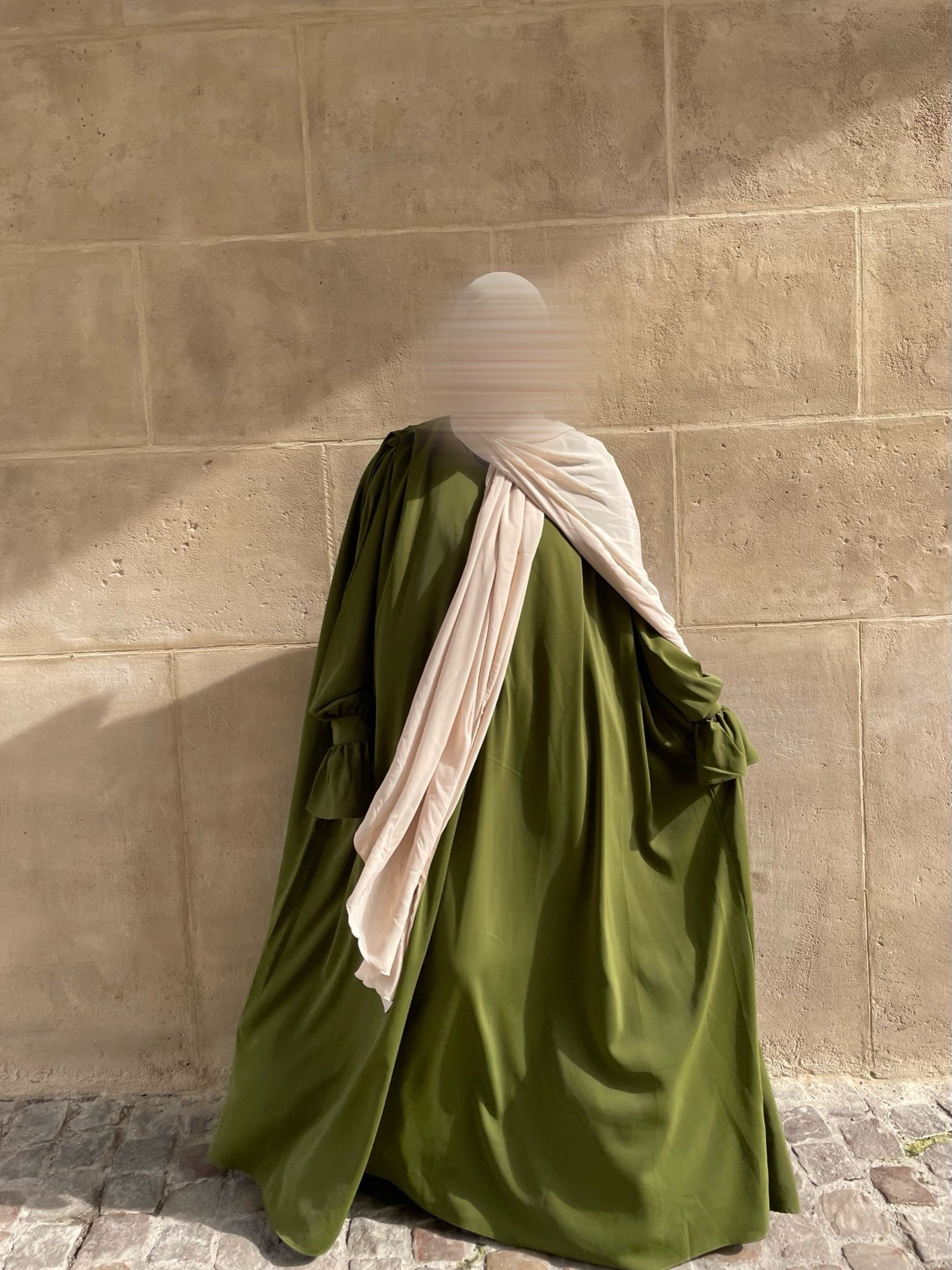 Abaya Yaqout-Seide aus Medina 