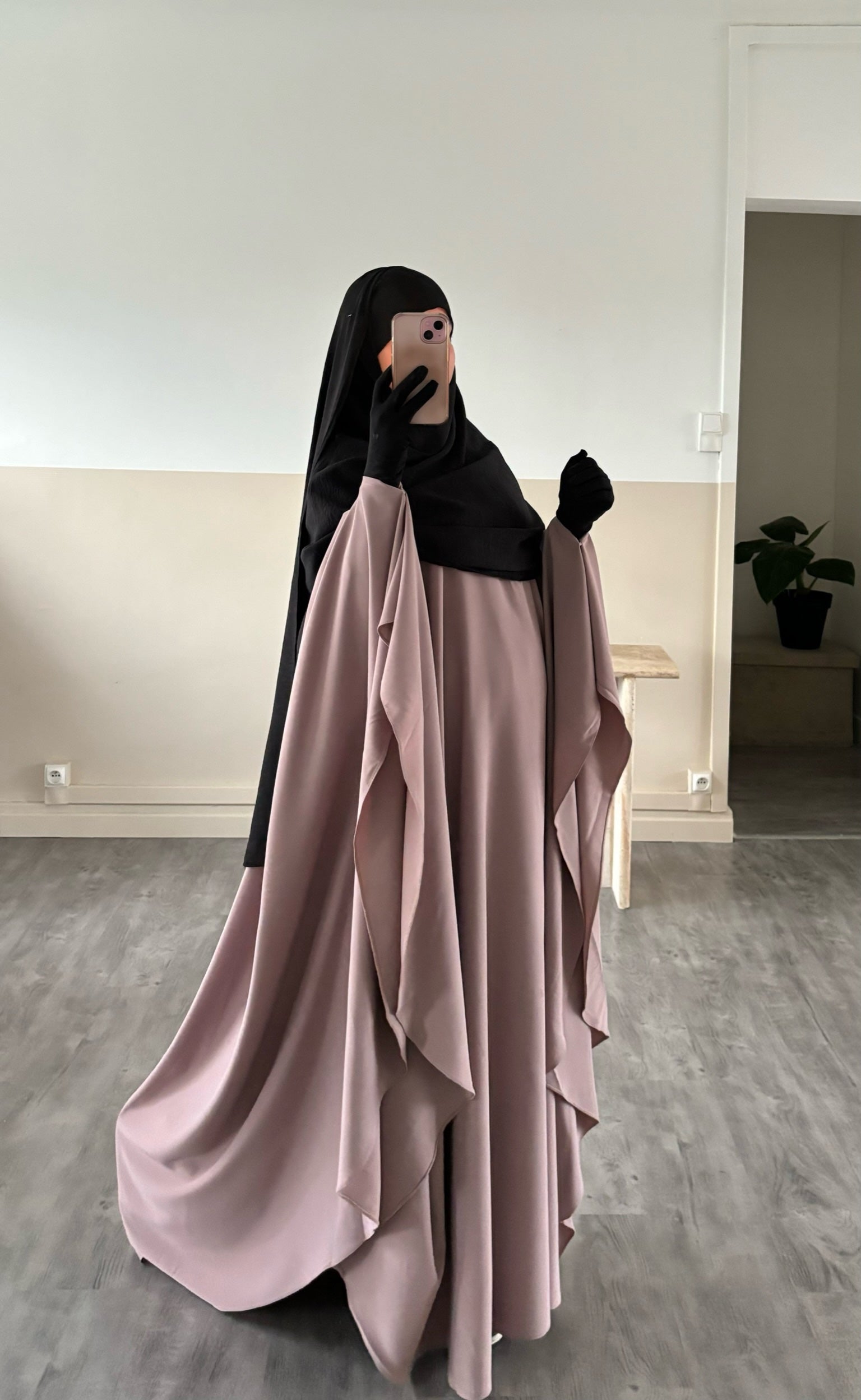 Abaya Maleeka Soie de Medine