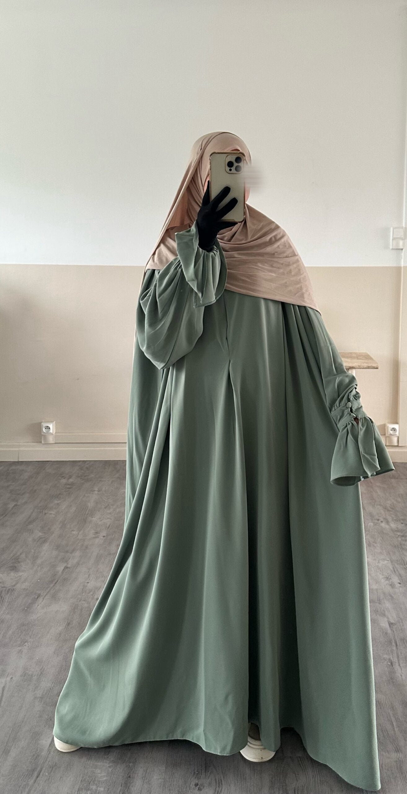 Abaya Yaqout Silk from Medina 